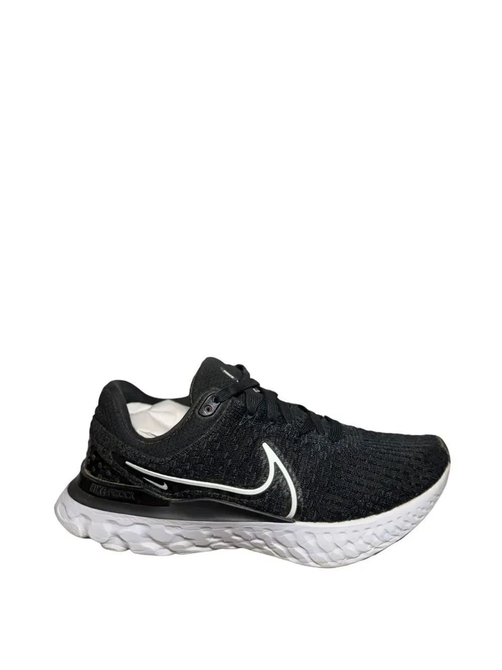 Nike Black & White Running Shoe - Womens 8.5  Athletic Sneaker